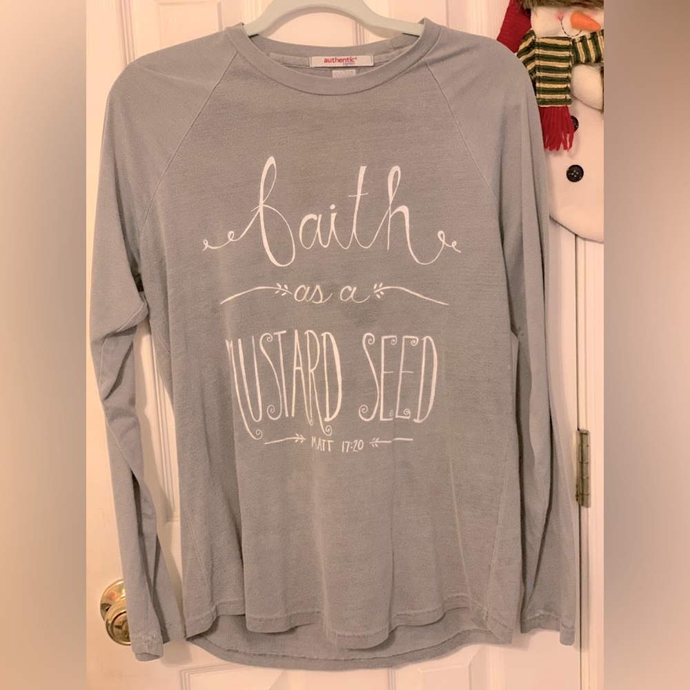 Soft grey long sleeve Scripture tee! Faith as a Mustard Seed! Good Condition!